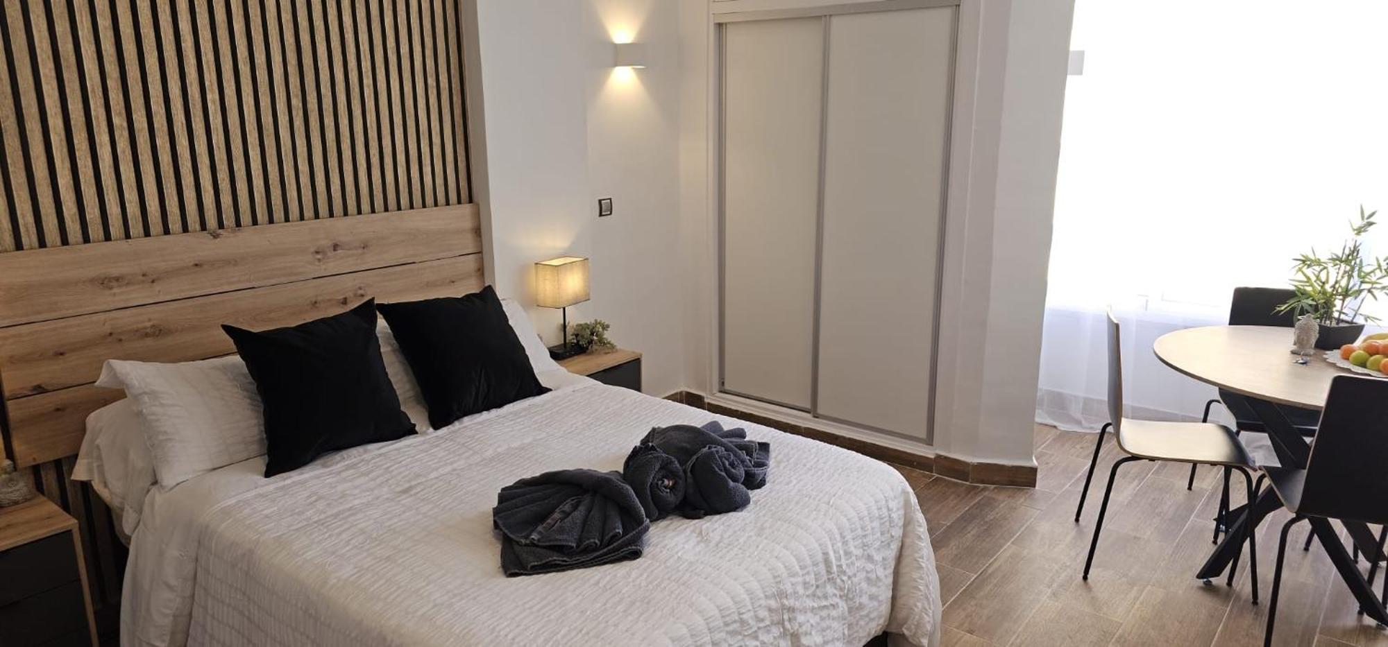 Namaste Modern Elegance City Center Apartment By Namaste Elite Torremolinos Exteriör bild