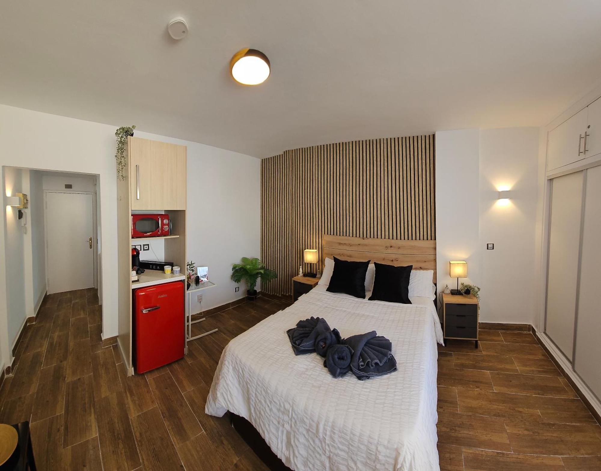 Namaste Modern Elegance City Center Apartment By Namaste Elite Torremolinos Exteriör bild